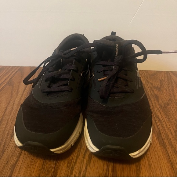 New Balance 715  Cross‎ Women’s Size 9 Training Shoes Sneakers Black - Picture 5 of 9